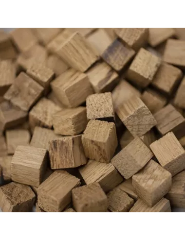 Chêne français - chauffe : légère - taille : cube - 18 kg - KA