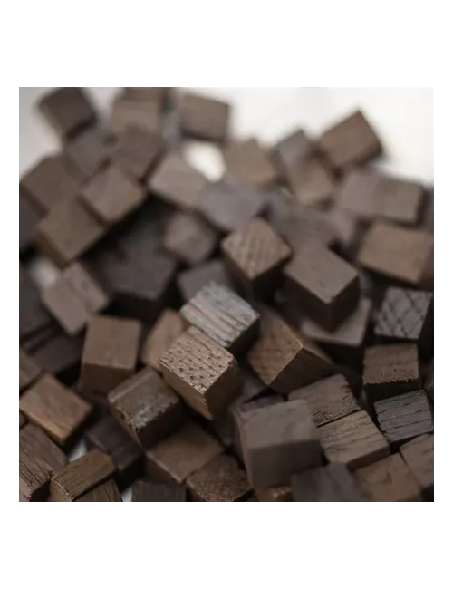 Chêne français - chauffe : forte - taille : cube  - 18 kg - KA